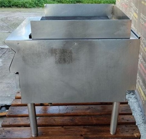 Γκριλ Αερίου Μαντέμι Επιδαπέδιο 80x93x84Cm ELECTROLUX